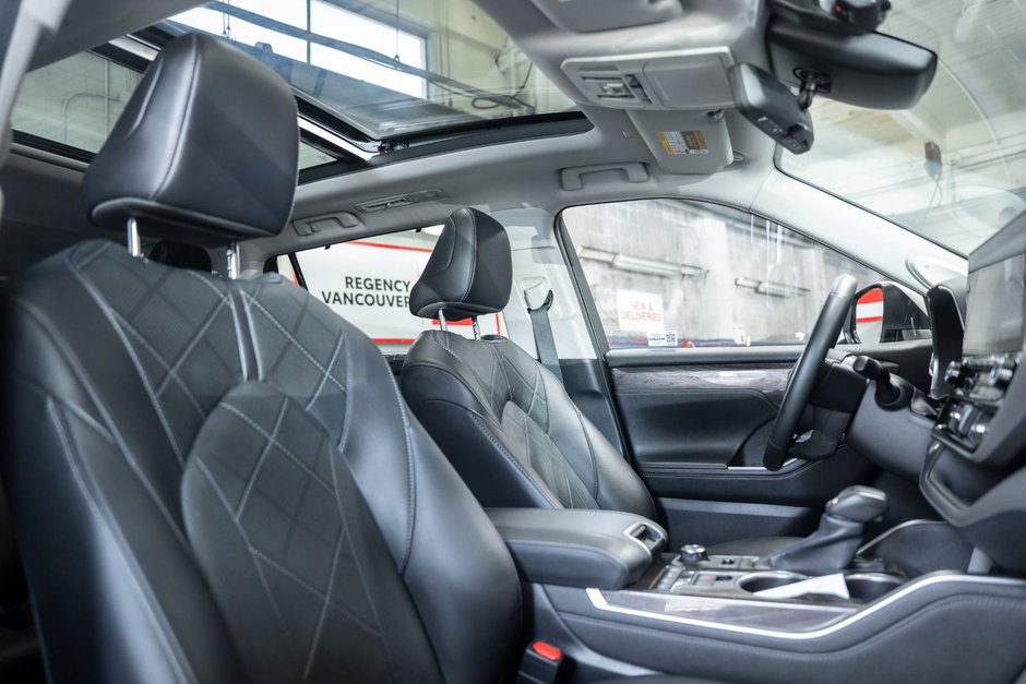 2020 Toyota Highlander Limited-18