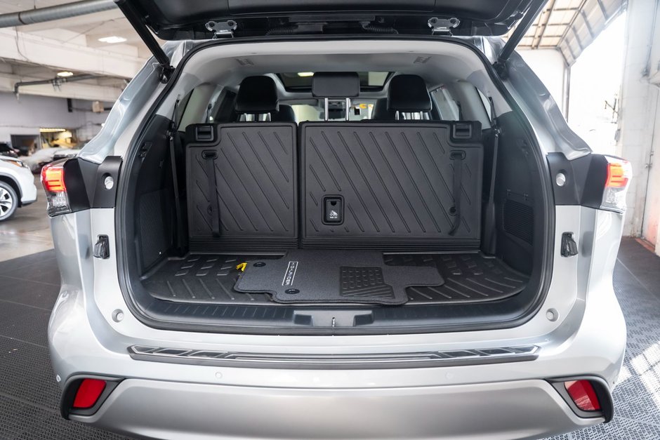 2020 Toyota Highlander Limited-13
