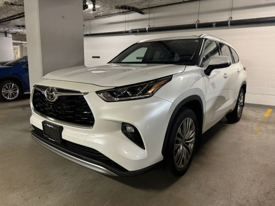 2022 Toyota Highlander PLATINUM-2