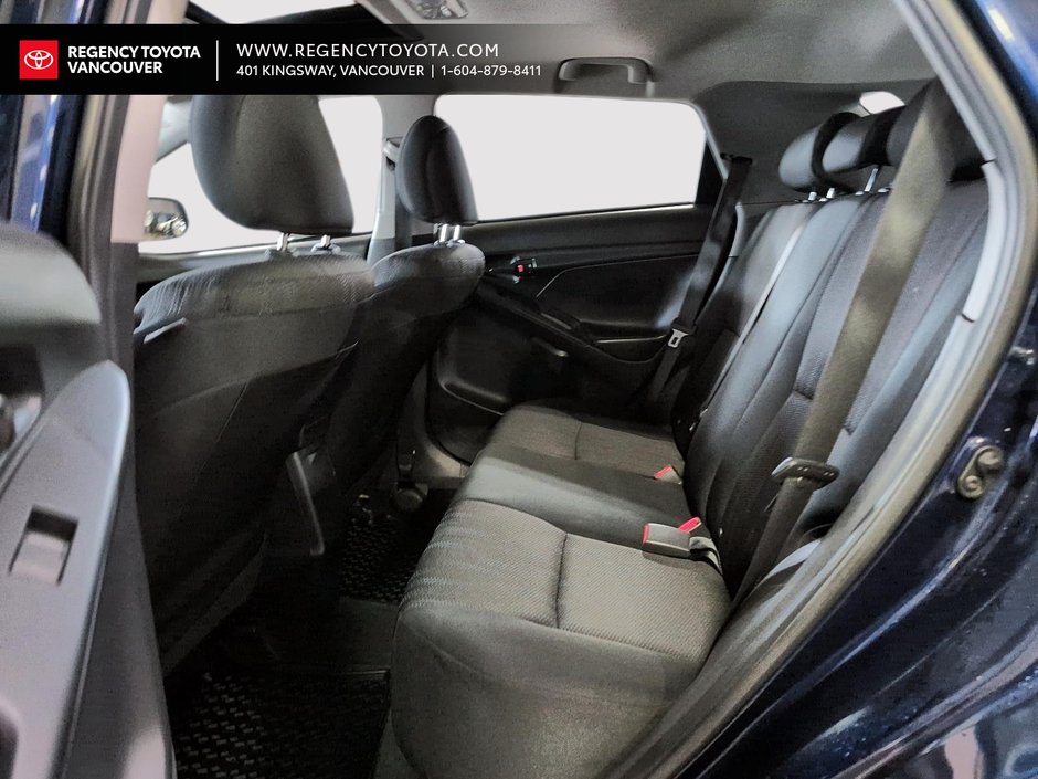 2014 Toyota Matrix-18