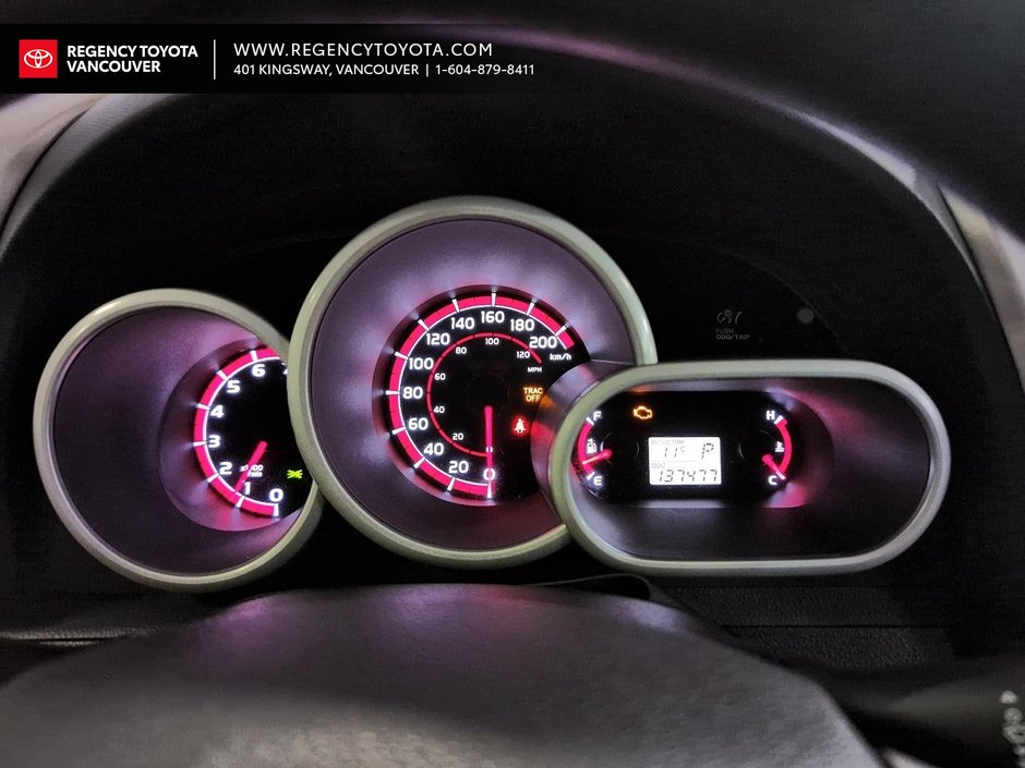 2014 Toyota Matrix-13