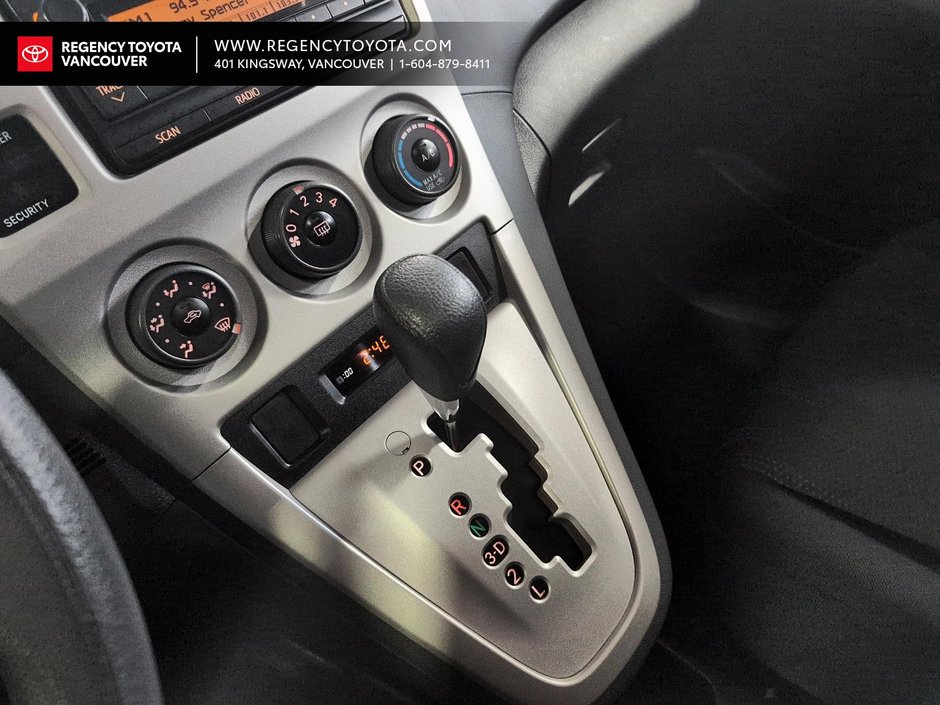 2014 Toyota Matrix-15