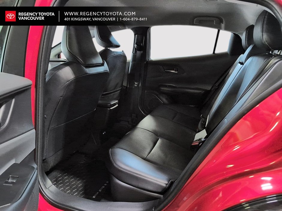 2024 Toyota Prius XLE AWD-19