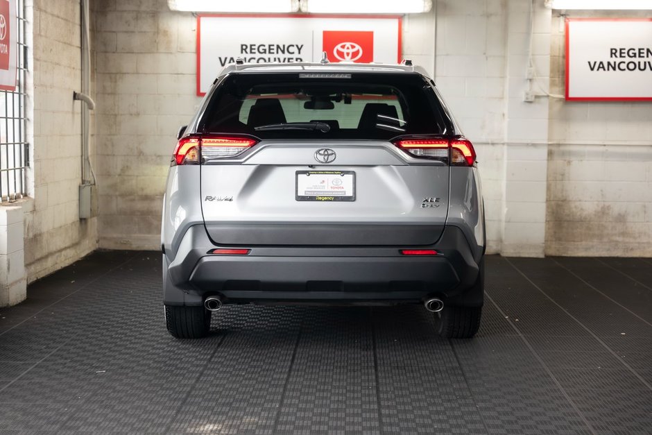 2025 Toyota RAV4 HYBRID XLE AWD-12