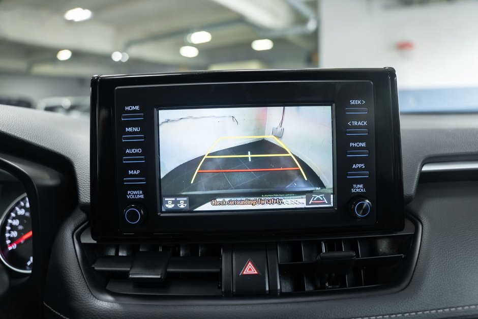 2022 Toyota RAV4 LE-5