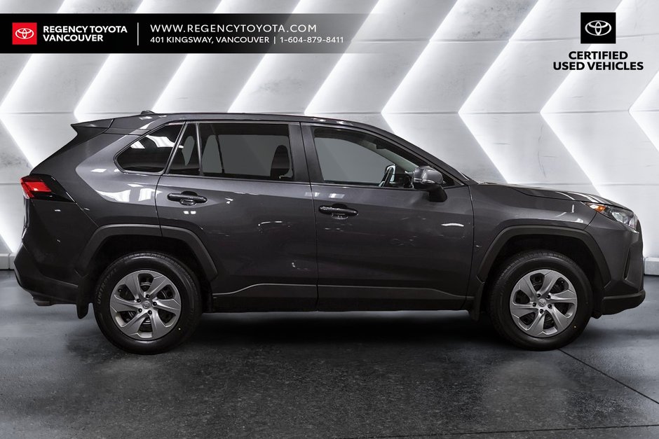 2022 Toyota RAV4 LE FWD LE-17