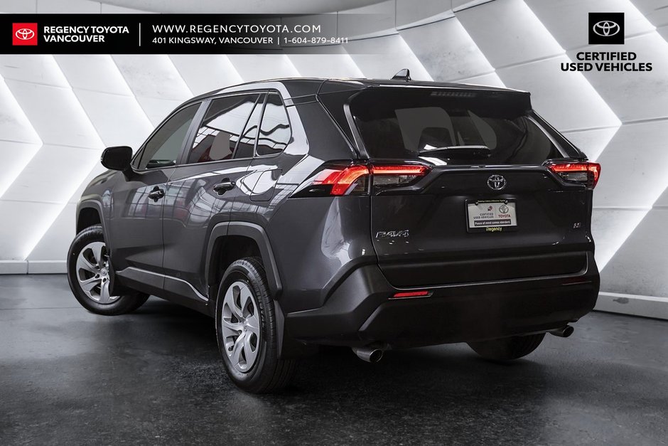 2022 Toyota RAV4 LE FWD LE-13