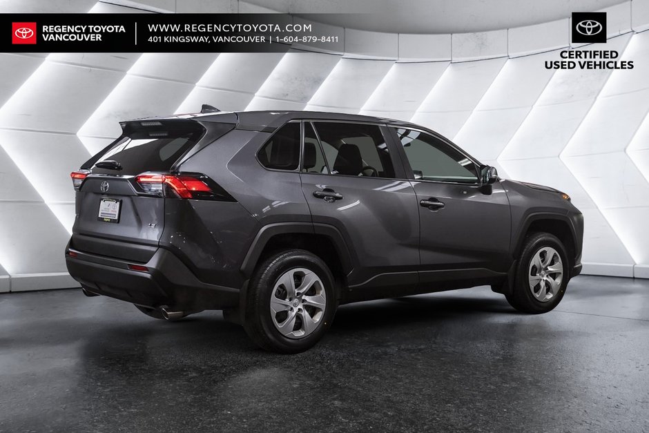 2022 Toyota RAV4 LE FWD LE-16