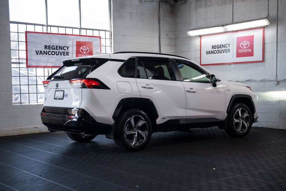 2024 Toyota RAV4 Prime SE AWD-12