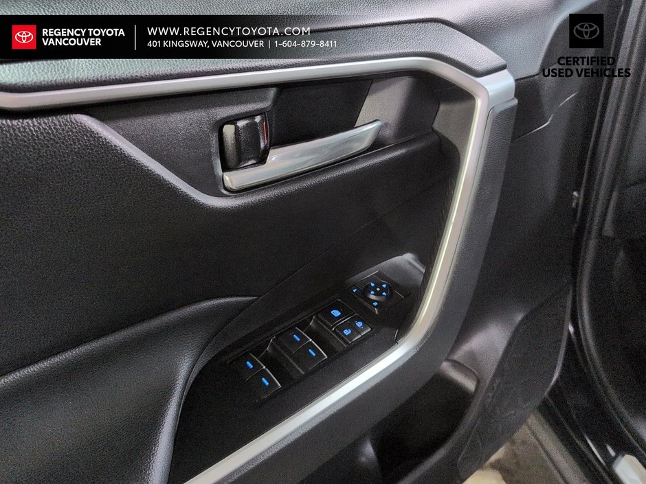 2022 Toyota RAV4 XLE AWD-10