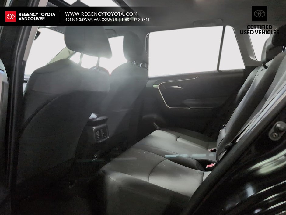 2022 Toyota RAV4 XLE AWD-20