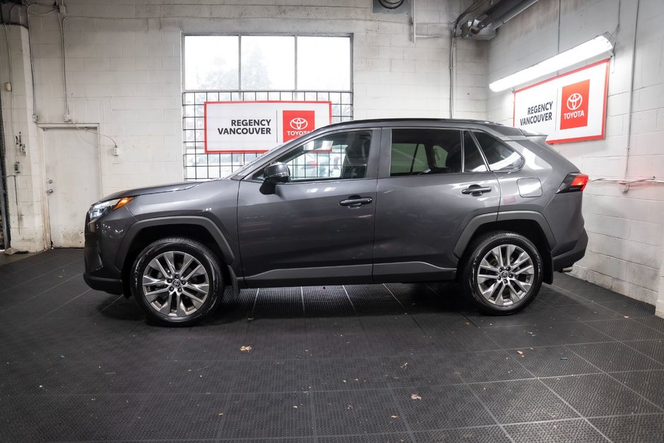 2023 Toyota RAV4 XLE AWD XLE-20