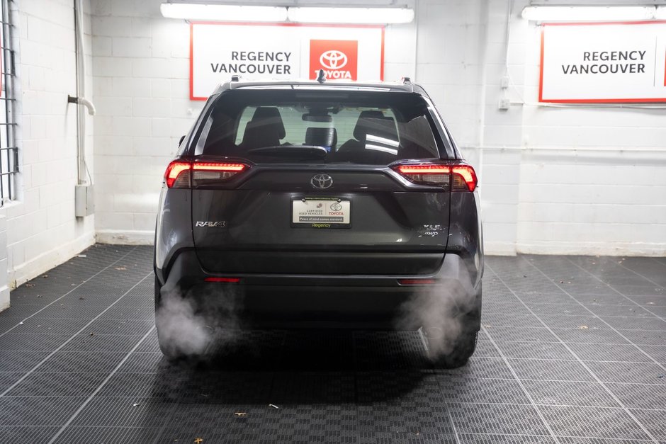 2023 Toyota RAV4 XLE AWD XLE-3