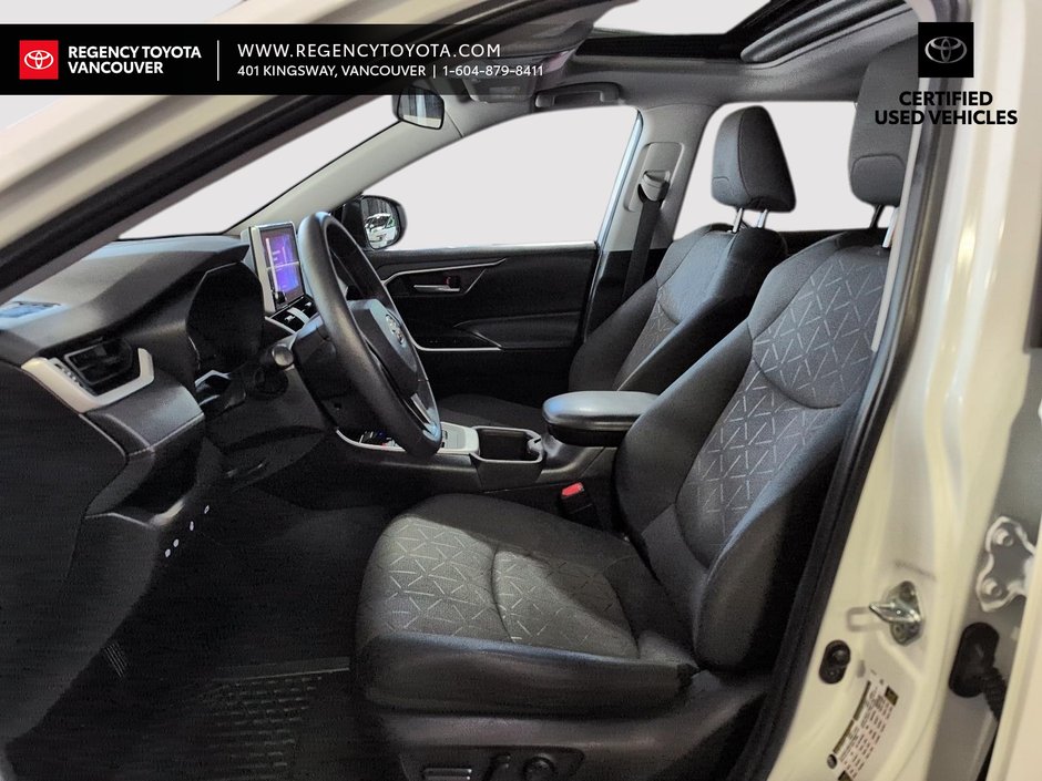 2023 Toyota RAV4 XLE AWD XLE-12
