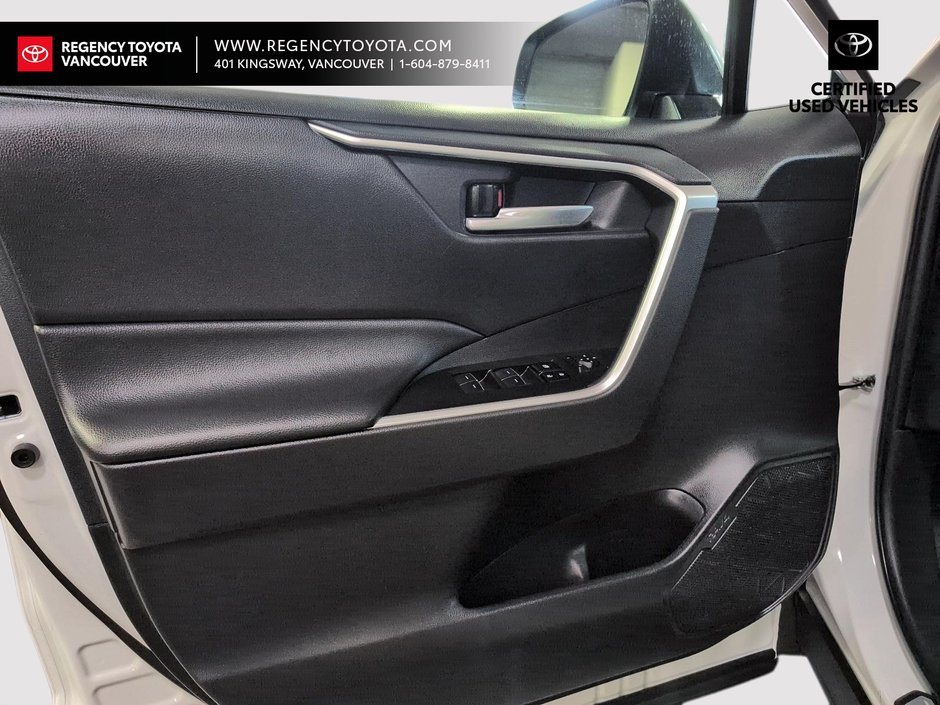 2023 Toyota RAV4 XLE AWD XLE-10