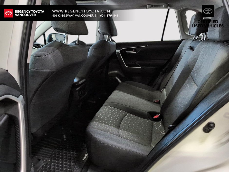 2023 Toyota RAV4 XLE AWD XLE-20