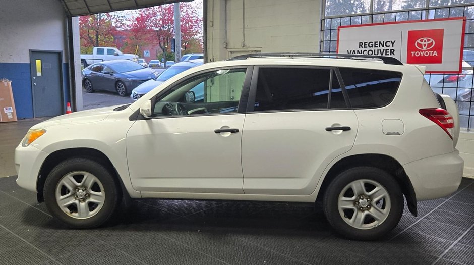 2011 Toyota RAV4-2