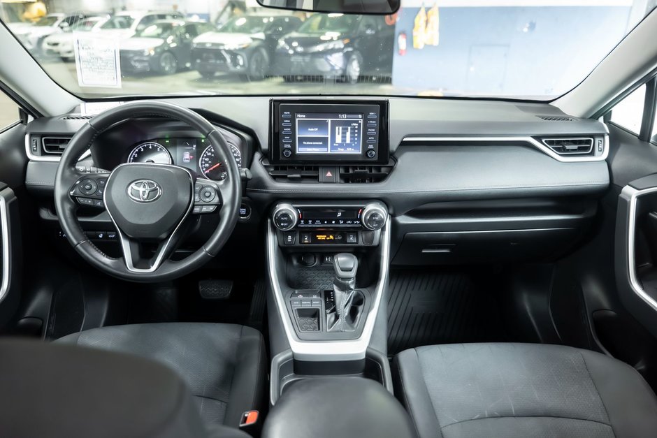 2019 Toyota RAV4 XLE FWD-3
