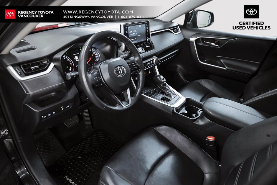2019 Toyota RAV4 XLE-16