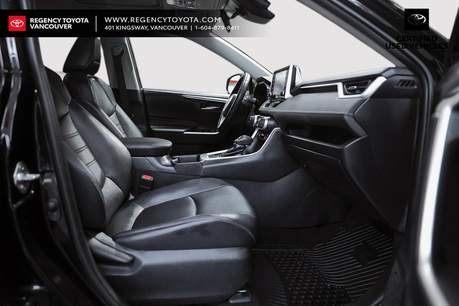 2019 Toyota RAV4 XLE-10