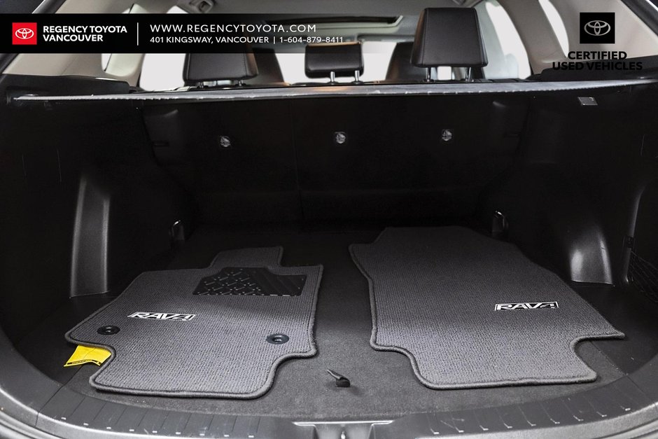 2019 Toyota RAV4 XLE-14