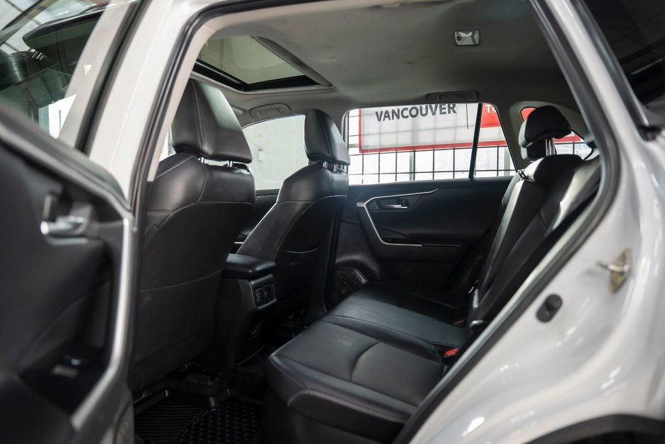 2020 Toyota RAV4 Hybrid Limited-8