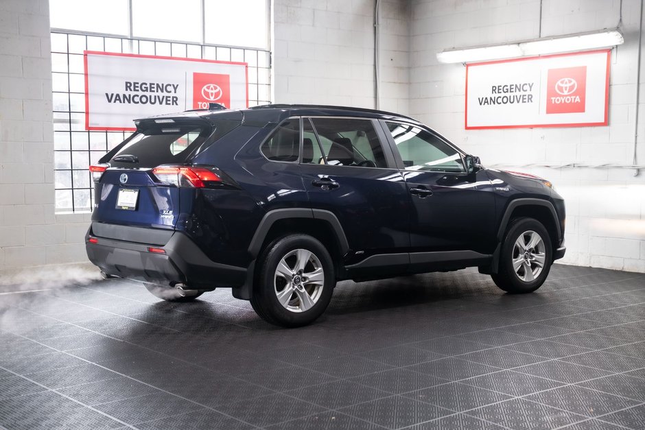 2020 Toyota RAV4 Hybrid XLE-14