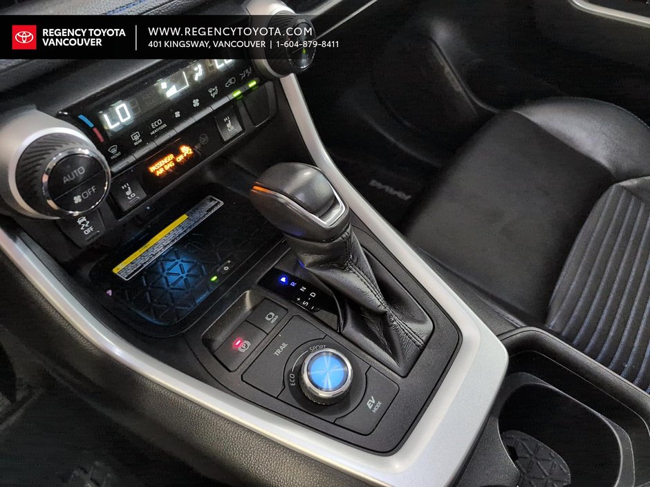 2020 Toyota RAV4 Hybrid XLE-17