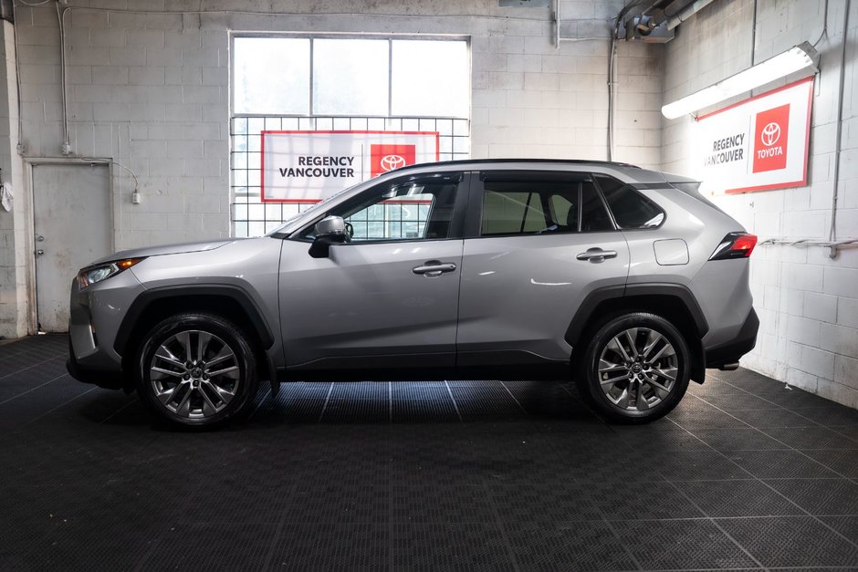 2021 Toyota Rav4 XLE AWD PREMIUM-17