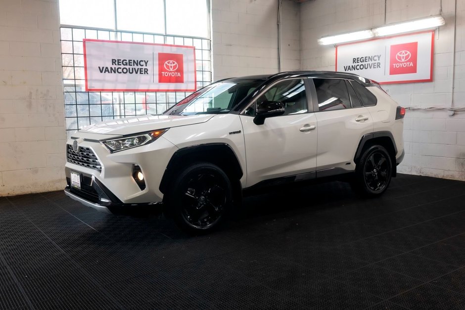 2023 Toyota RAV4 Hybrid XSE-1