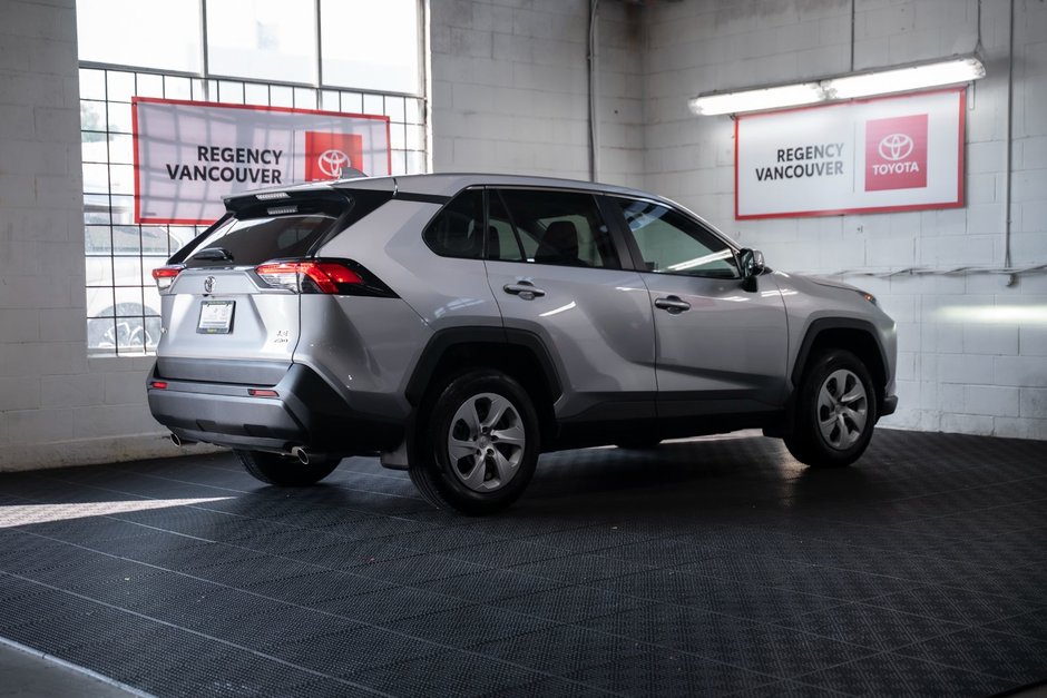 2023 Toyota RAV4 LE AWD-14