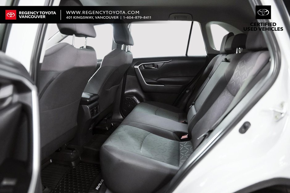 2024 Toyota Rav4 LE-8