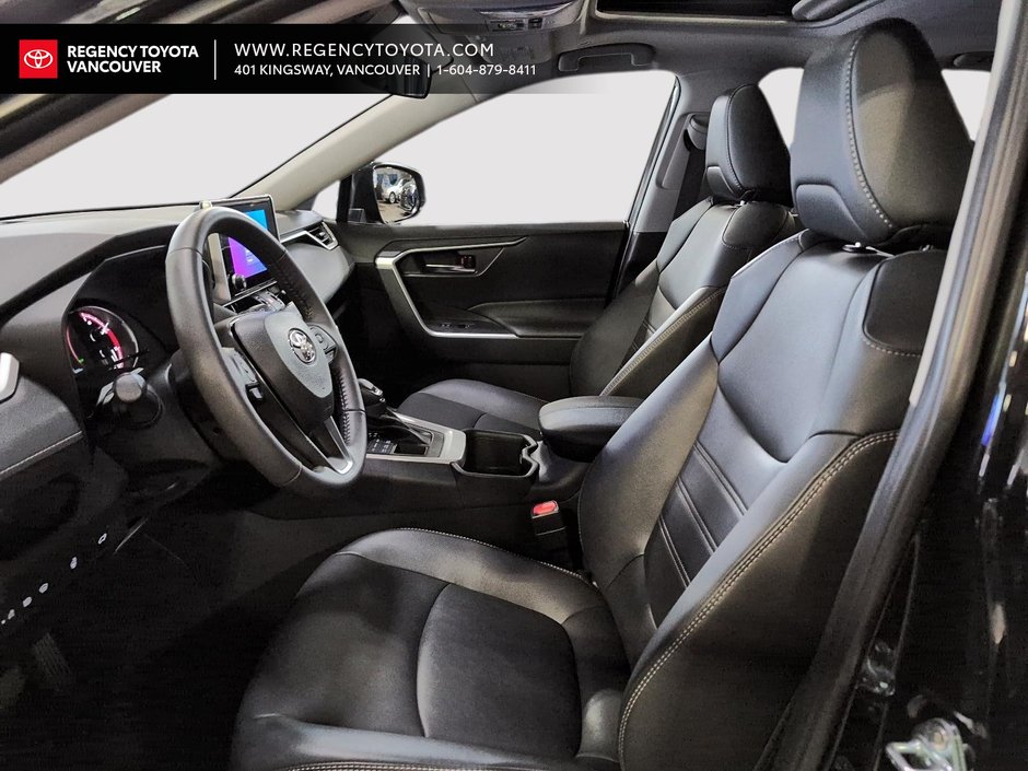 2024 Toyota RAV4 XLE-12