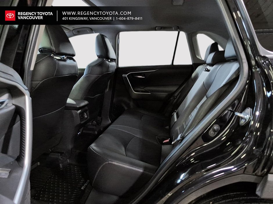 2024 Toyota RAV4 XLE-20