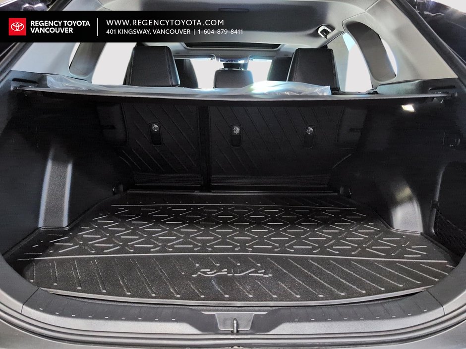 2025 Toyota RAV4 XLE AWD R1RFVT-6