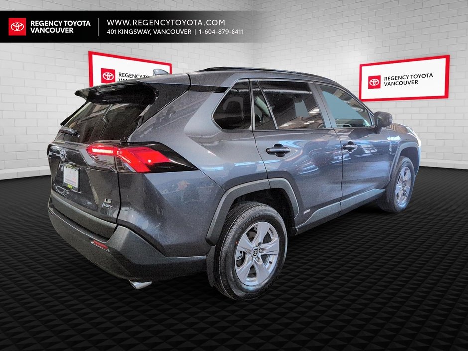 2025 Toyota RAV4Base Hybrid LE-9