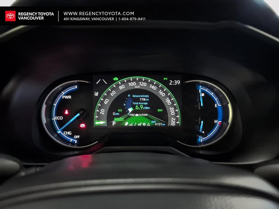 2025 Toyota RAV4Base Hybrid LE-12
