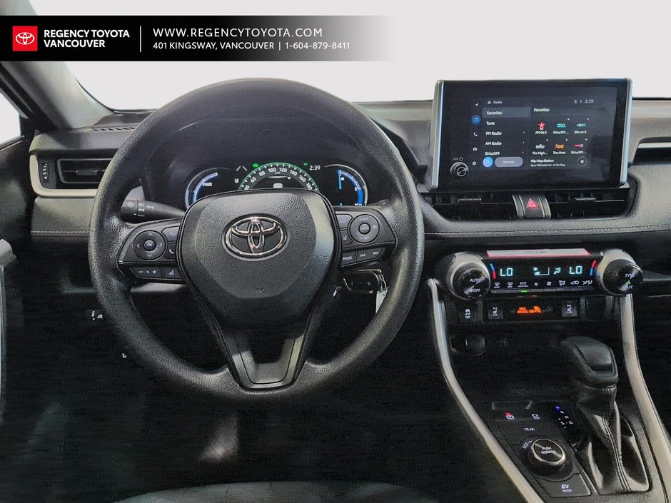 2025 Toyota RAV4Base Hybrid LE-18