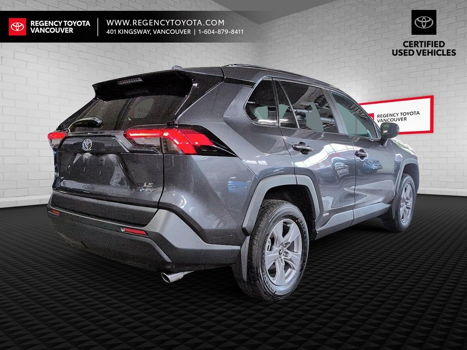 2025 Toyota RAV4Base Hybrid LE-9