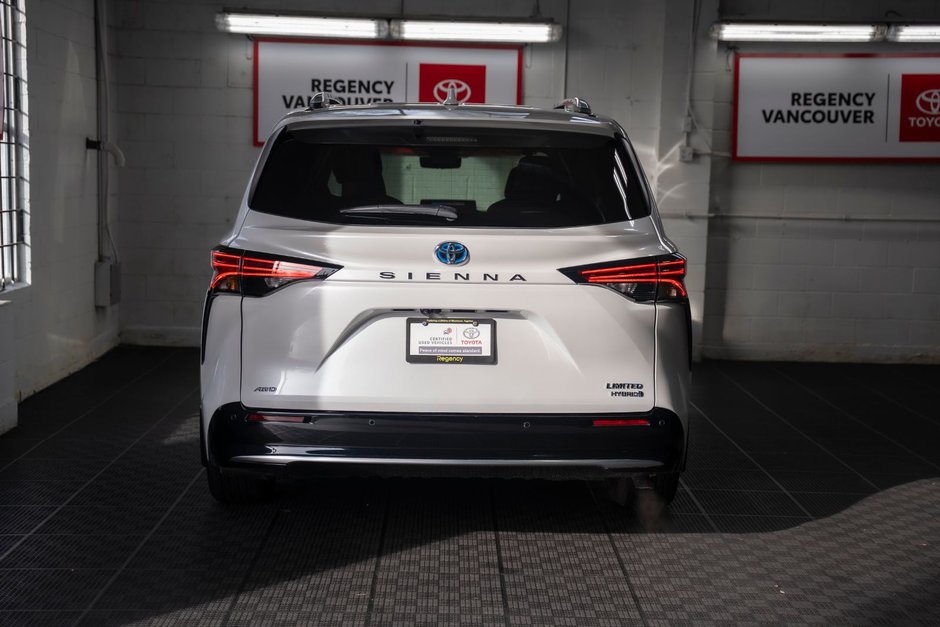 2024 Toyota Sienna Hybrid LIMITED AWD-13