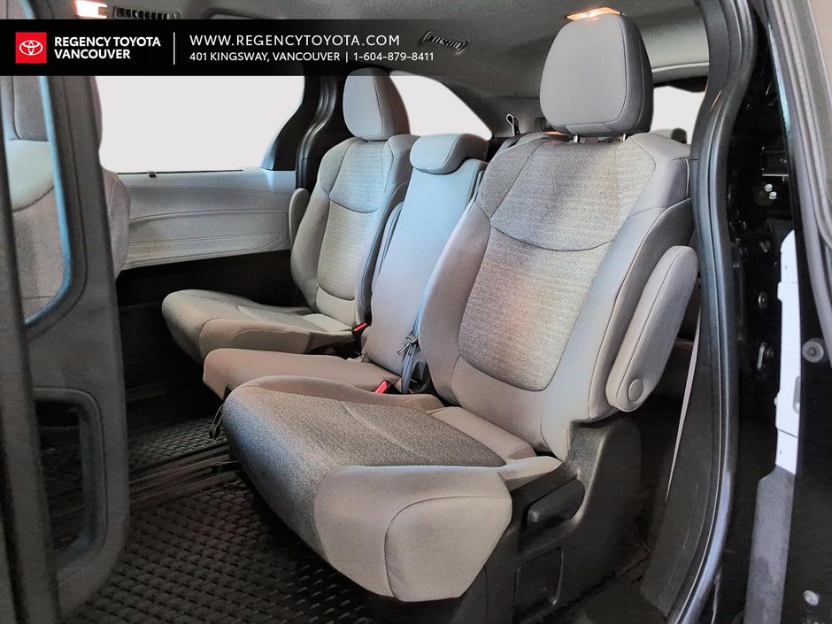2025 Toyota Sienna LE AWD 8-Pass LE AWD-19