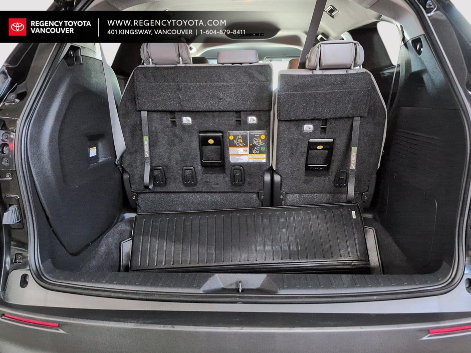 2025 Toyota Sienna LE AWD 8-Pass LE AWD-6
