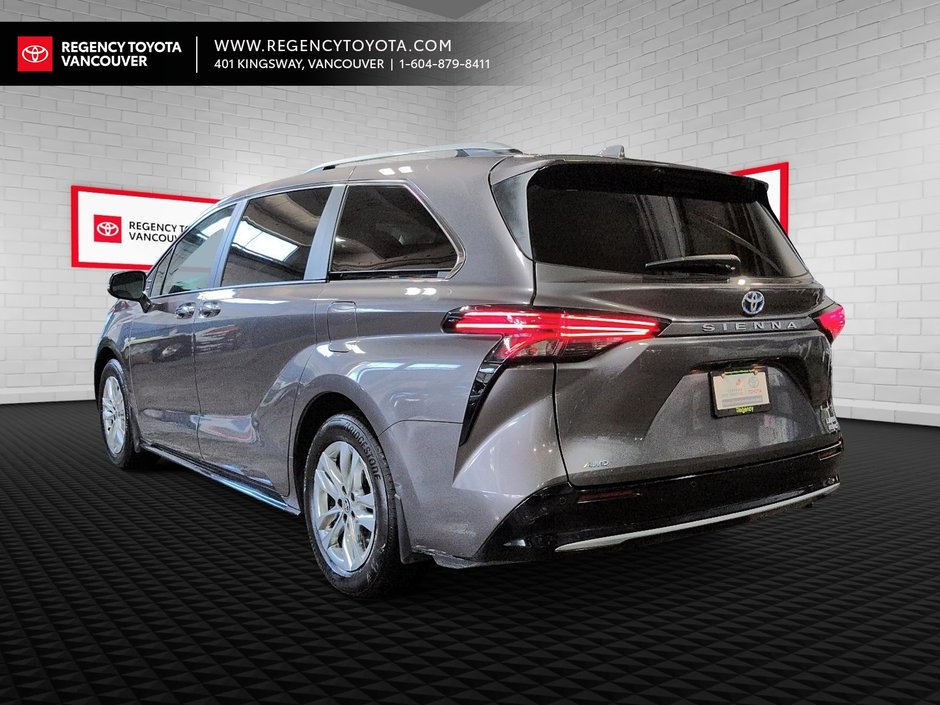 2023 Toyota Sienna Hybrid LIMITED  7-PASS-3