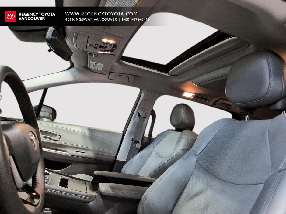 2023 Toyota Sienna Hybrid LIMITED  7-PASS-11