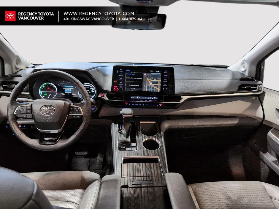 2023 Toyota Sienna Hybrid LIMITED  7-PASS-18