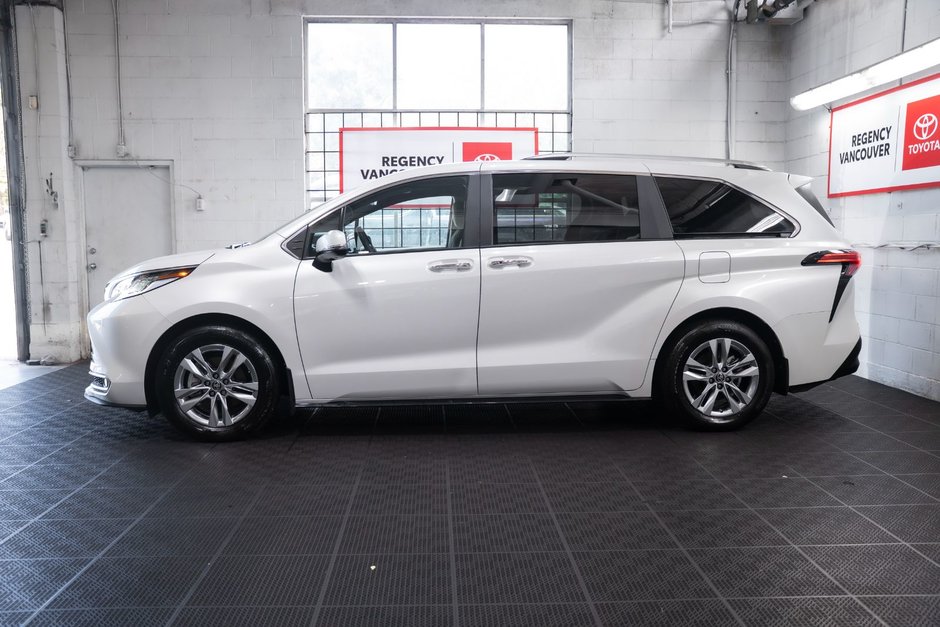 2024 Toyota Sienna LIMITED AWD 7 PASS-12