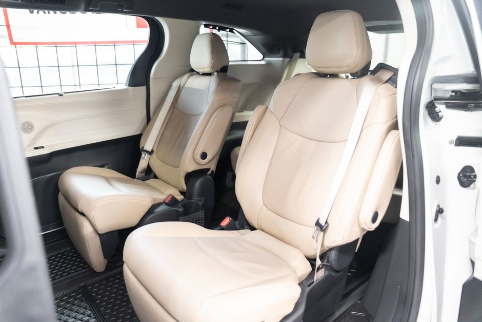 2024 Toyota Sienna LIMITED AWD 7 PASS-9