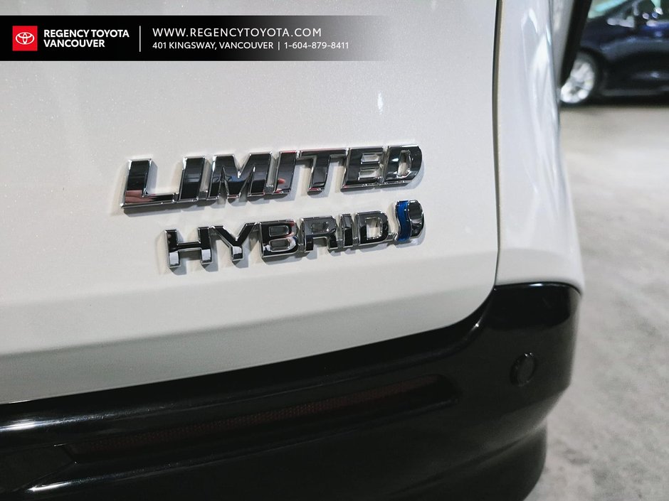 2024 Toyota Sienna Limited AWD 7-Pass-5