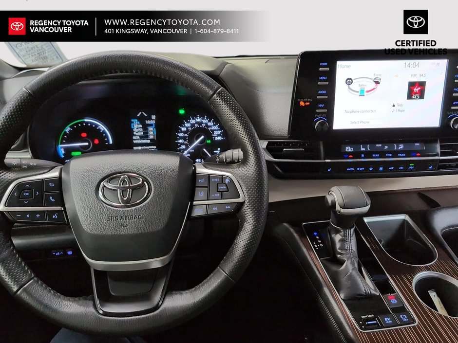 2022 Toyota Sienna XLE 8-Pass-13