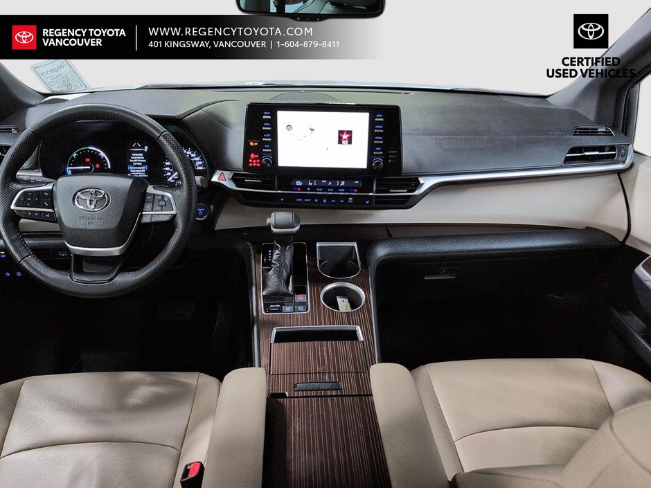 2022 Toyota Sienna XLE 8-Pass-9